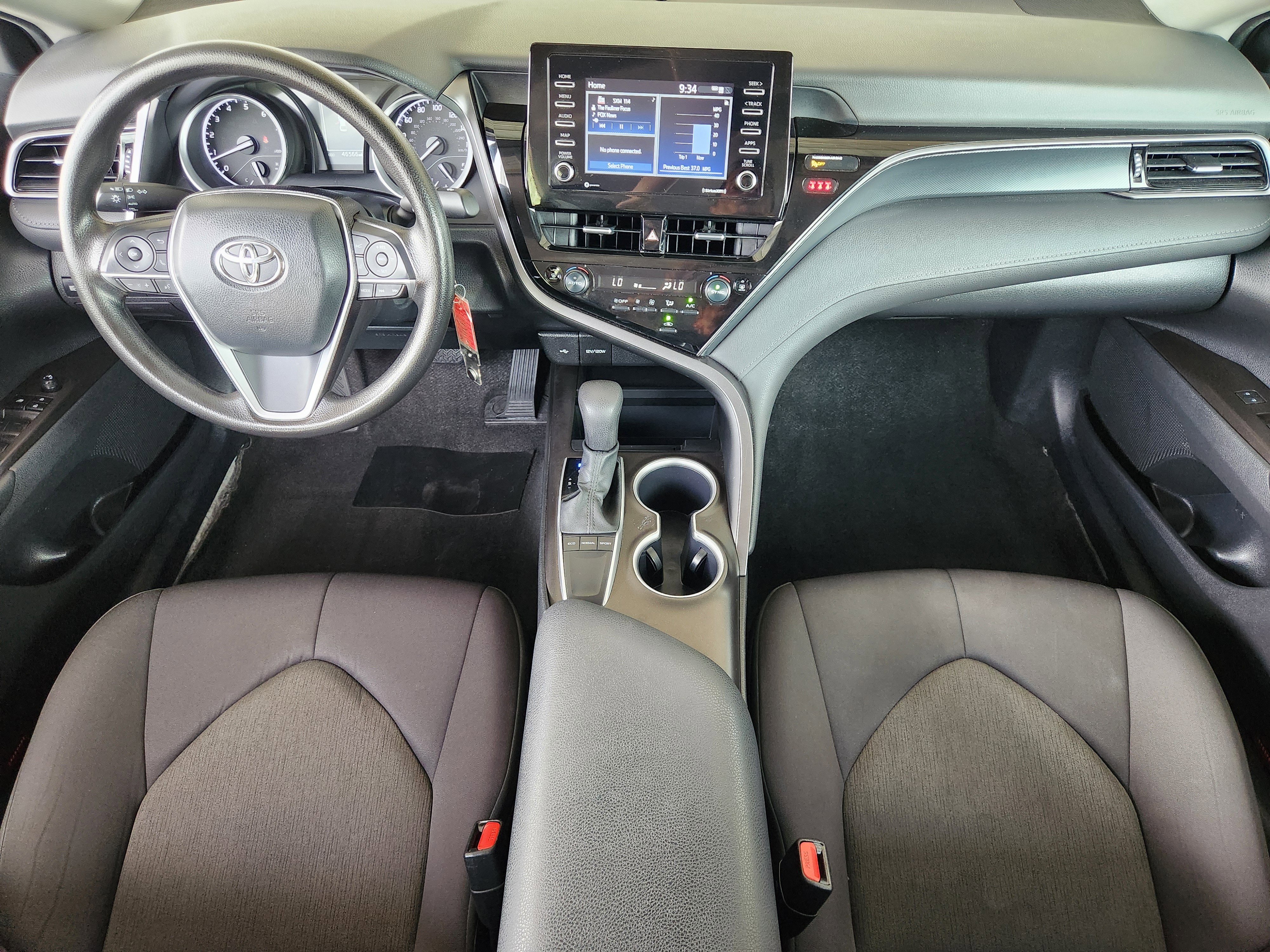 Used 2024 Toyota Camry LE FWD image 27