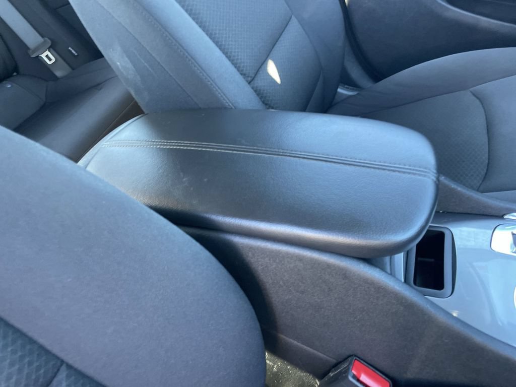 Used 2023 Chevrolet Malibu LT FWD image 28