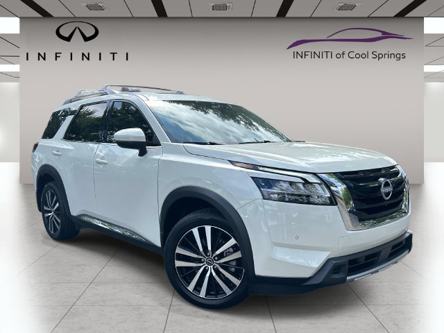 Used 2024 Nissan Pathfinder Platinum w/ Cargo Package