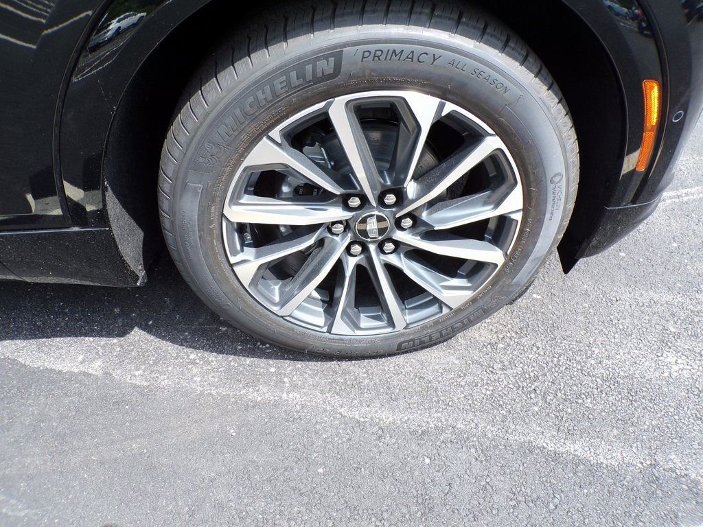 New 2025 Cadillac Lyriq Sport image 6