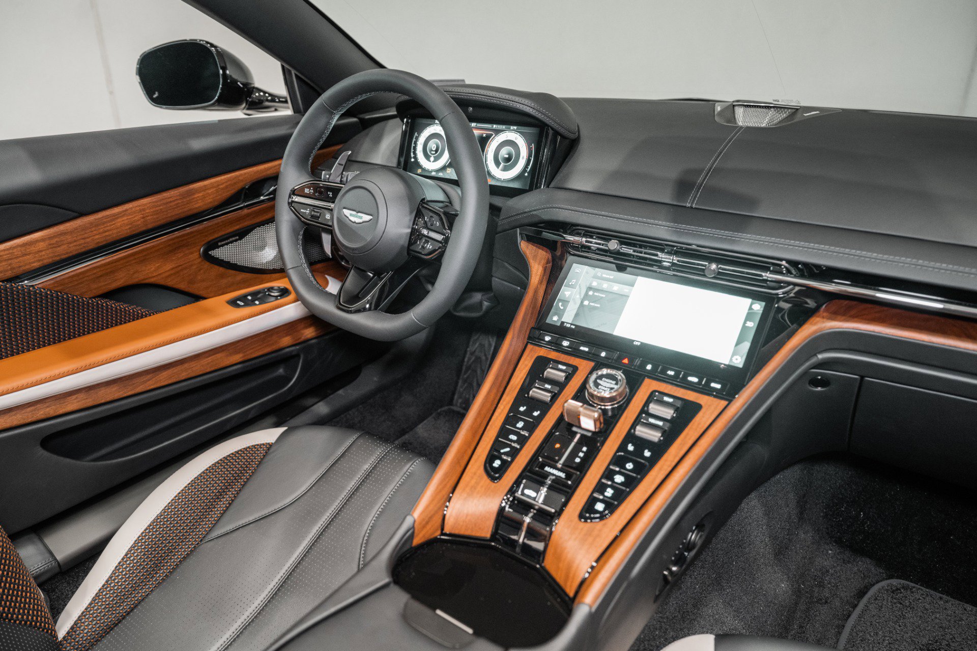 New 2026 Aston Martin DB12 Convertible image 20