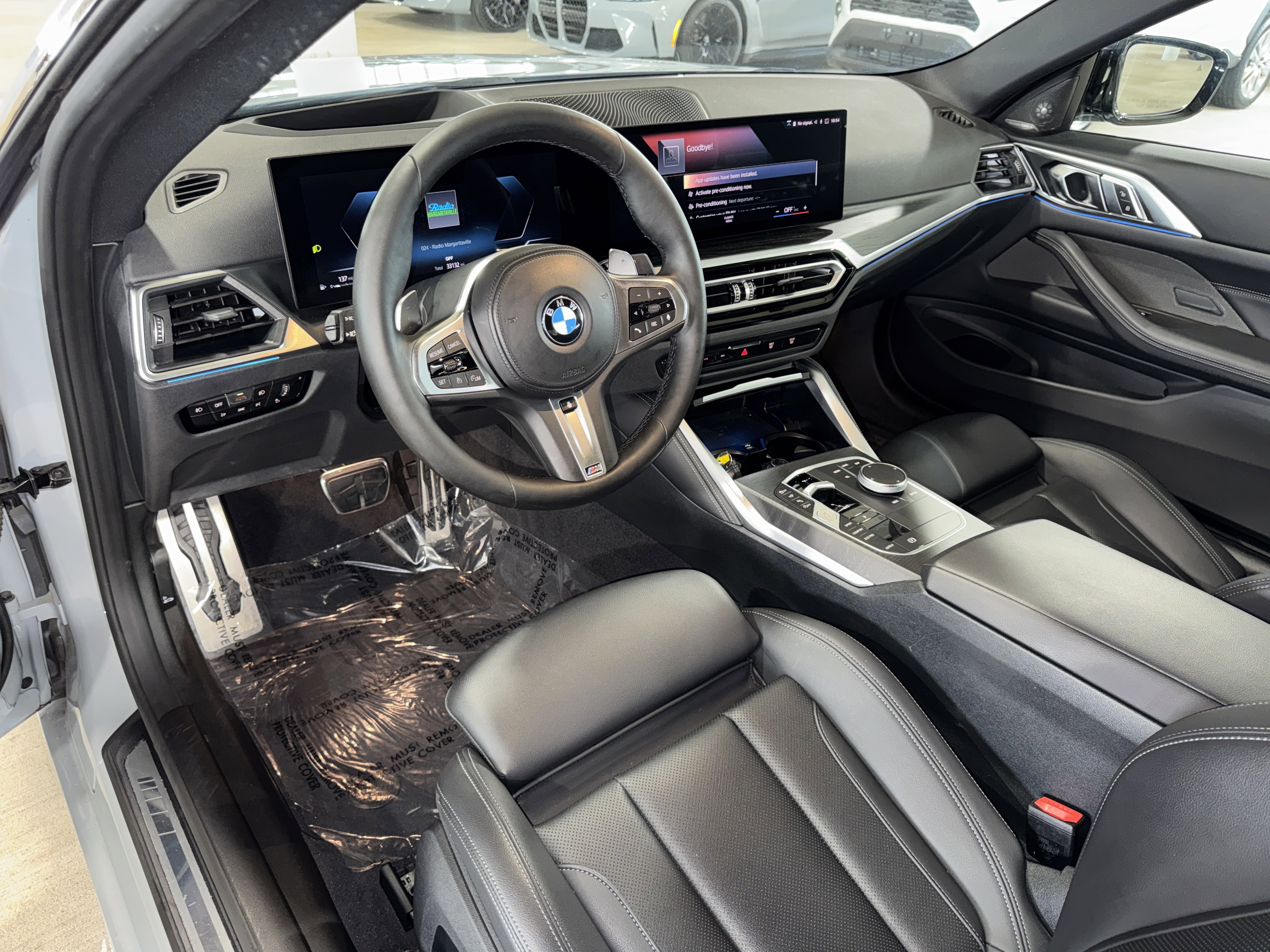 Used 2024 BMW 430i Coupe w/ M Sport Package RWD image 32