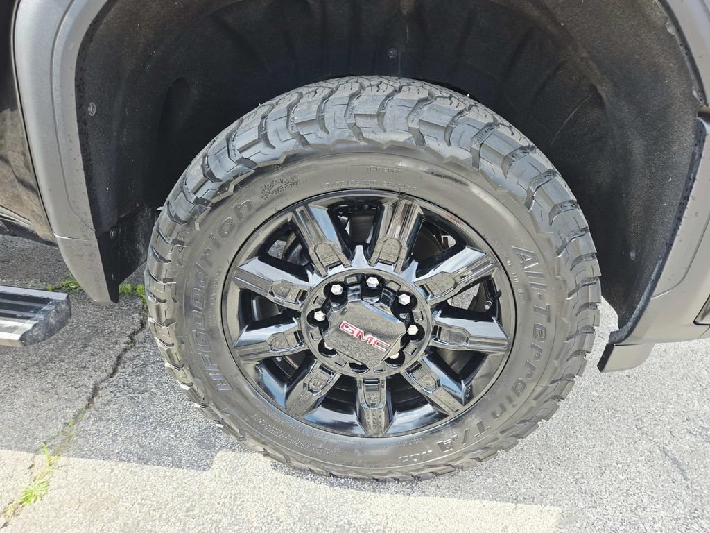 Used 2025 GMC Sierra 2500 AT4 w/ AT4 Premium Plus Package AWD/4WD image 23