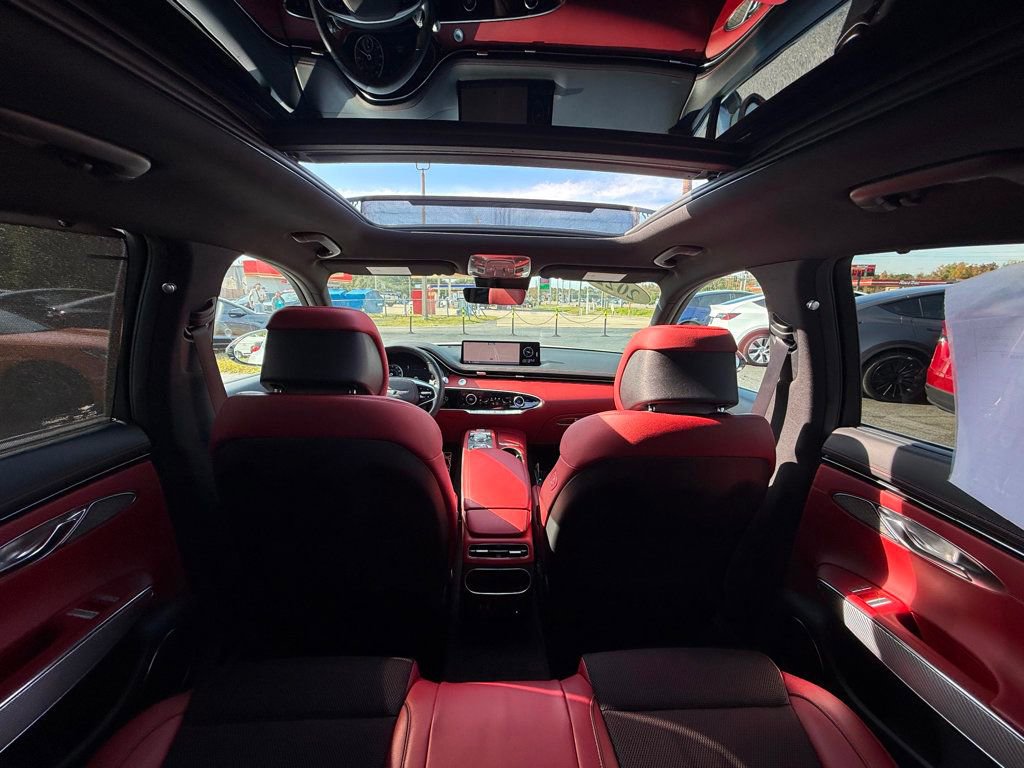 Used 2022 Genesis GV70 2.5T w/ Sport Prestige Package image 30