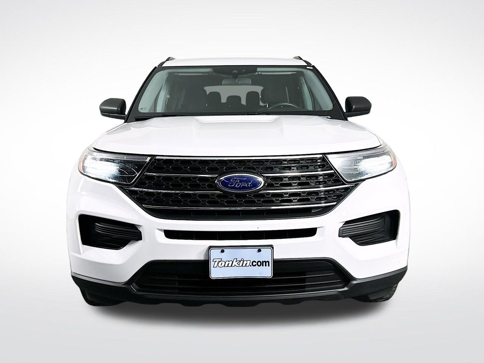 Used 2022 Ford Explorer XLT AWD/4WD image 2