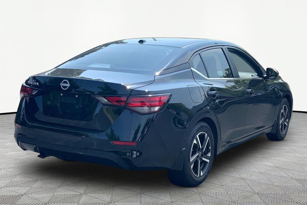 Used 2025 Nissan Sentra SV FWD image 5