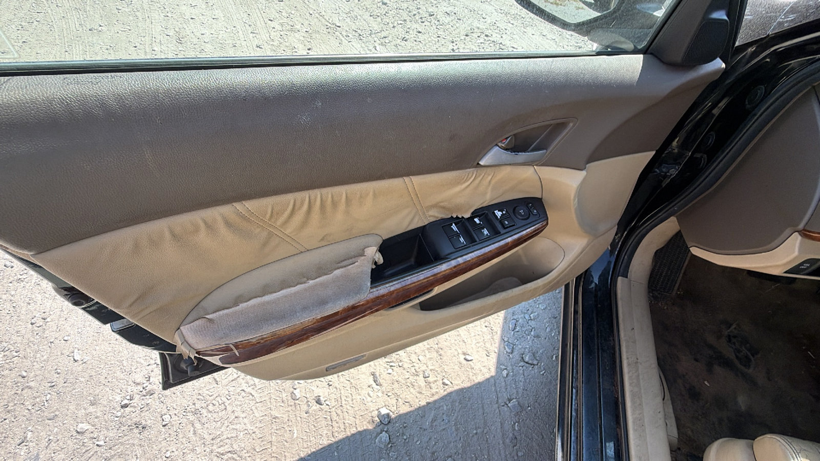 Used 2010 Honda Accord EX-L image 11