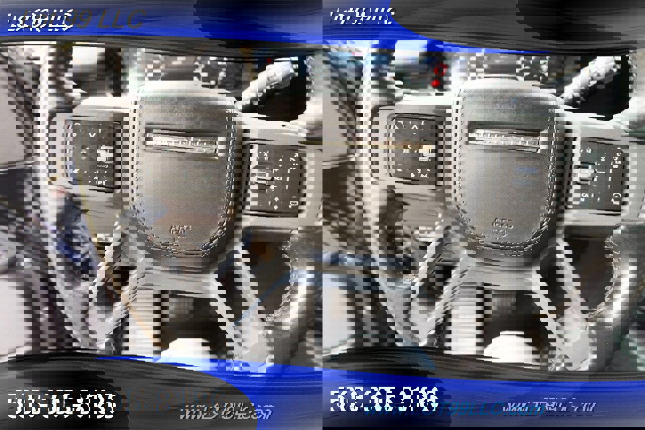 Used 2021 Land Rover Defender 110 X-Dynamic HSE AWD/4WD image 27