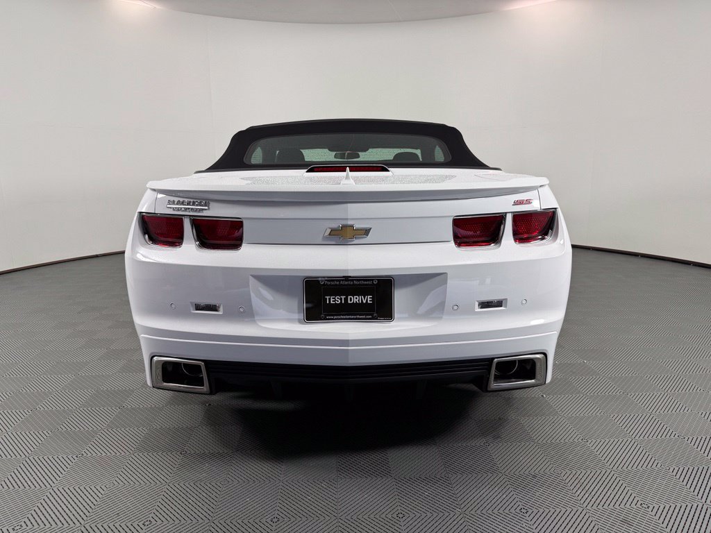 Used 2013 Chevrolet Camaro SS RWD image 6