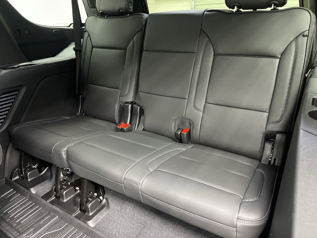 New 2026 GMC Yukon Denali w/ Sun & Power Step Package image 5