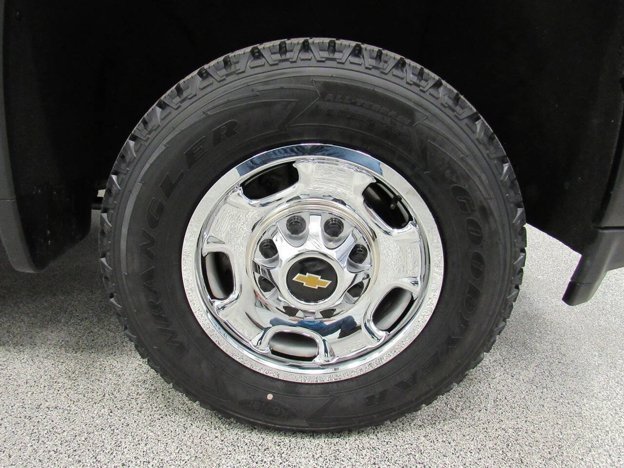 Used 2022 Chevrolet Silverado 2500 W/T w/ WT Convenience Package image 13