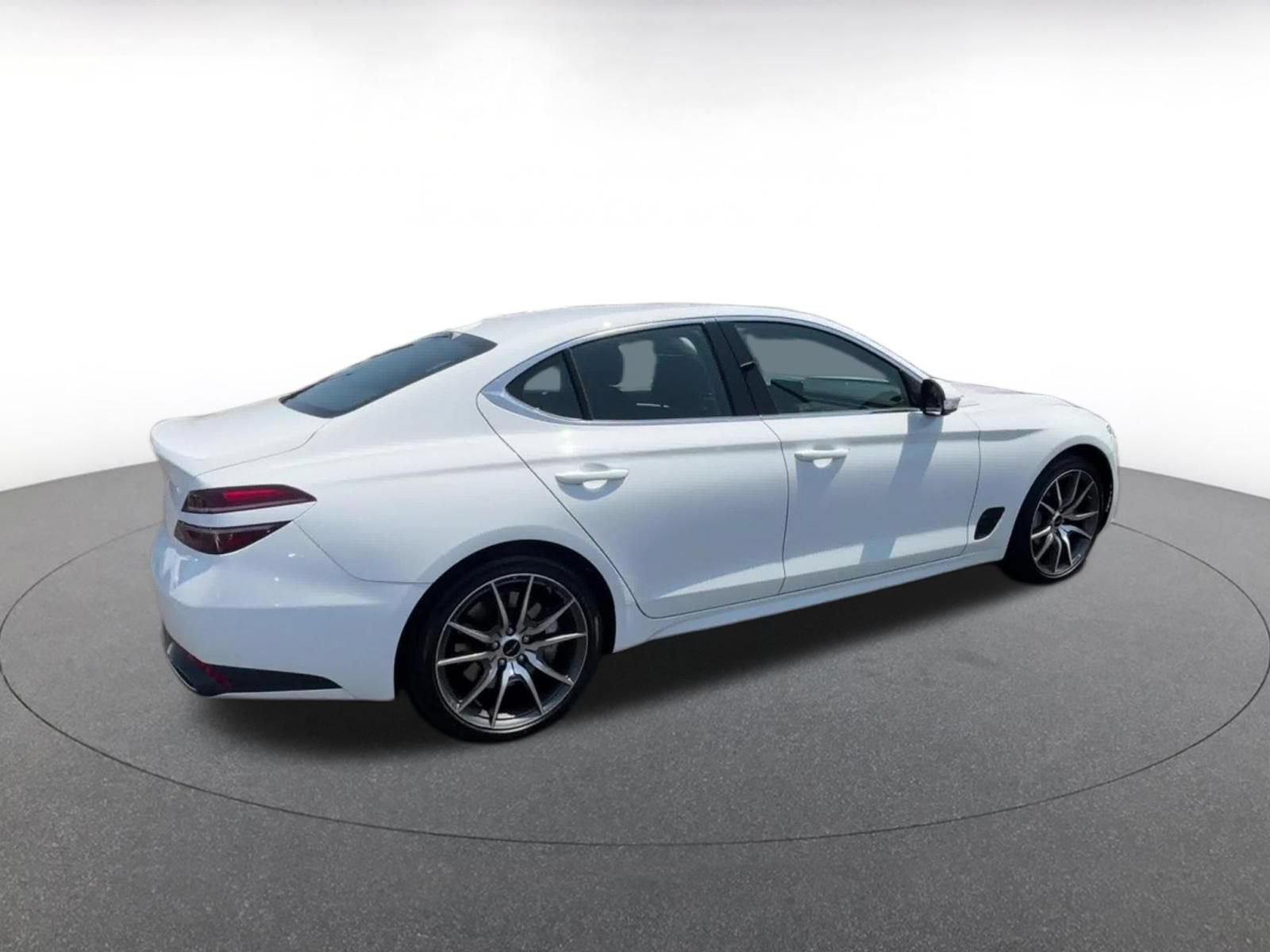 Used 2026 Genesis G70 2.5T RWD image 15