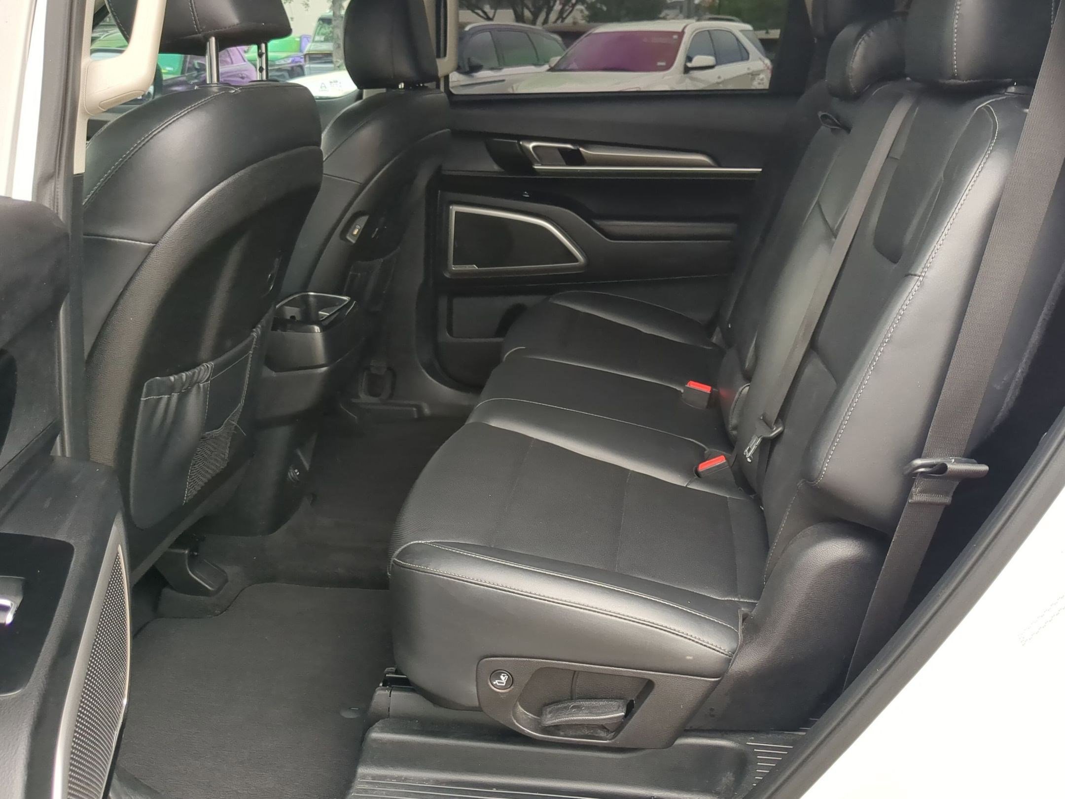 Used 2020 Kia Telluride LX image 20