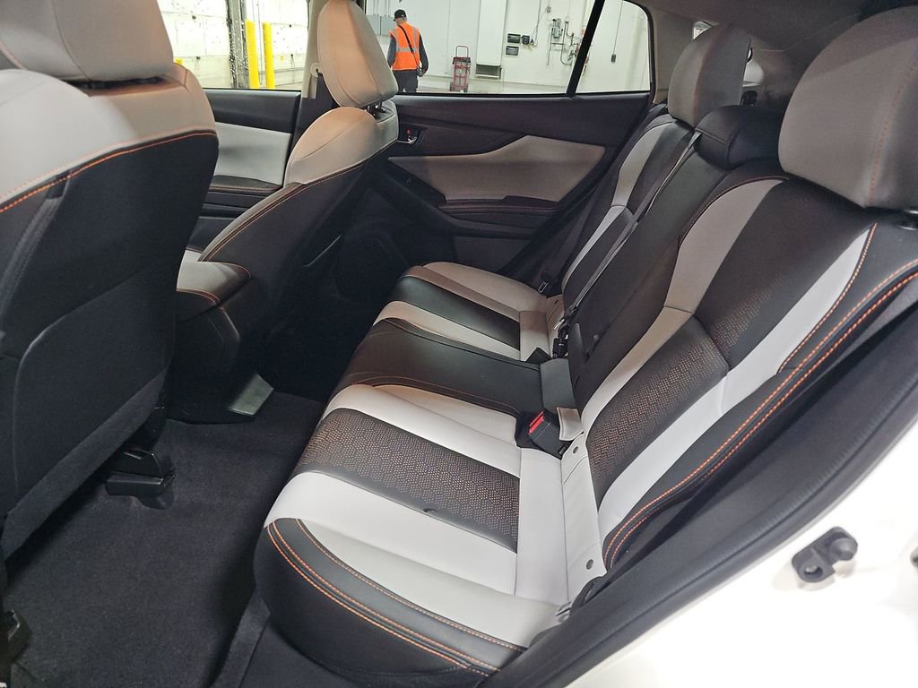 Used 2023 Subaru Crosstrek 2.5i Limited w/ Moonroof Package image 4