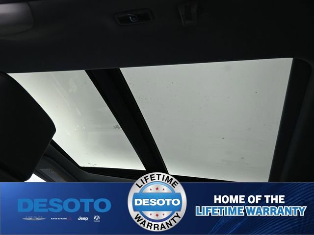 New 2026 Ford F250 Lariat w/ Black Appearance Package image 19