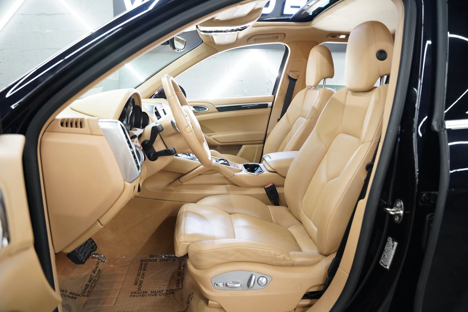 Used 2014 Porsche Cayenne AWD/4WD image 11