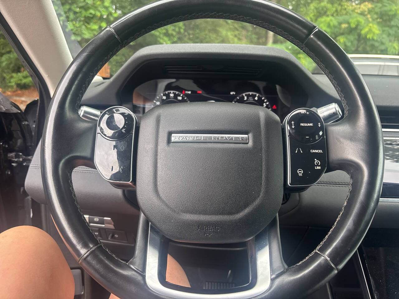 Used 2020 Land Rover Range Rover Evoque SE AWD/4WD image 12