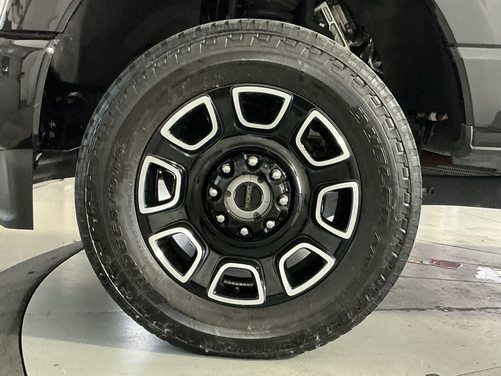 Used 2025 Ford F250 Platinum AWD/4WD image 13