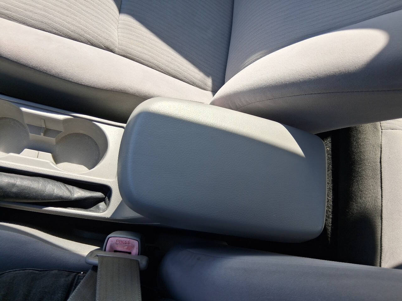 Used 2010 Toyota Corolla LE FWD image 26
