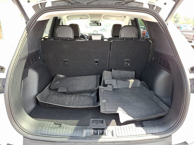 Certified 2025 Ford Escape Platinum AWD/4WD image 30