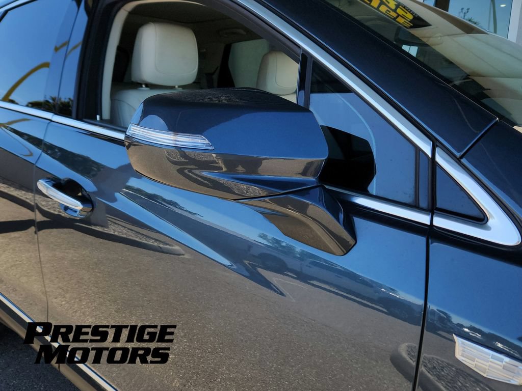 Used 2020 Cadillac XT5 Premium Luxury AWD/4WD image 14