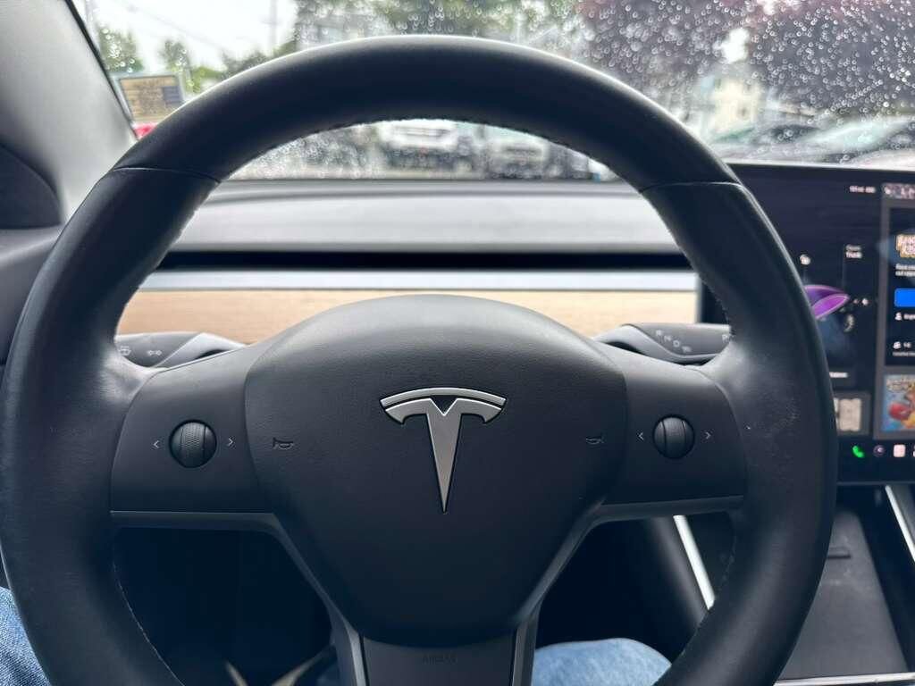Used 2018 Tesla Model 3 Long Range AWD/4WD image 10