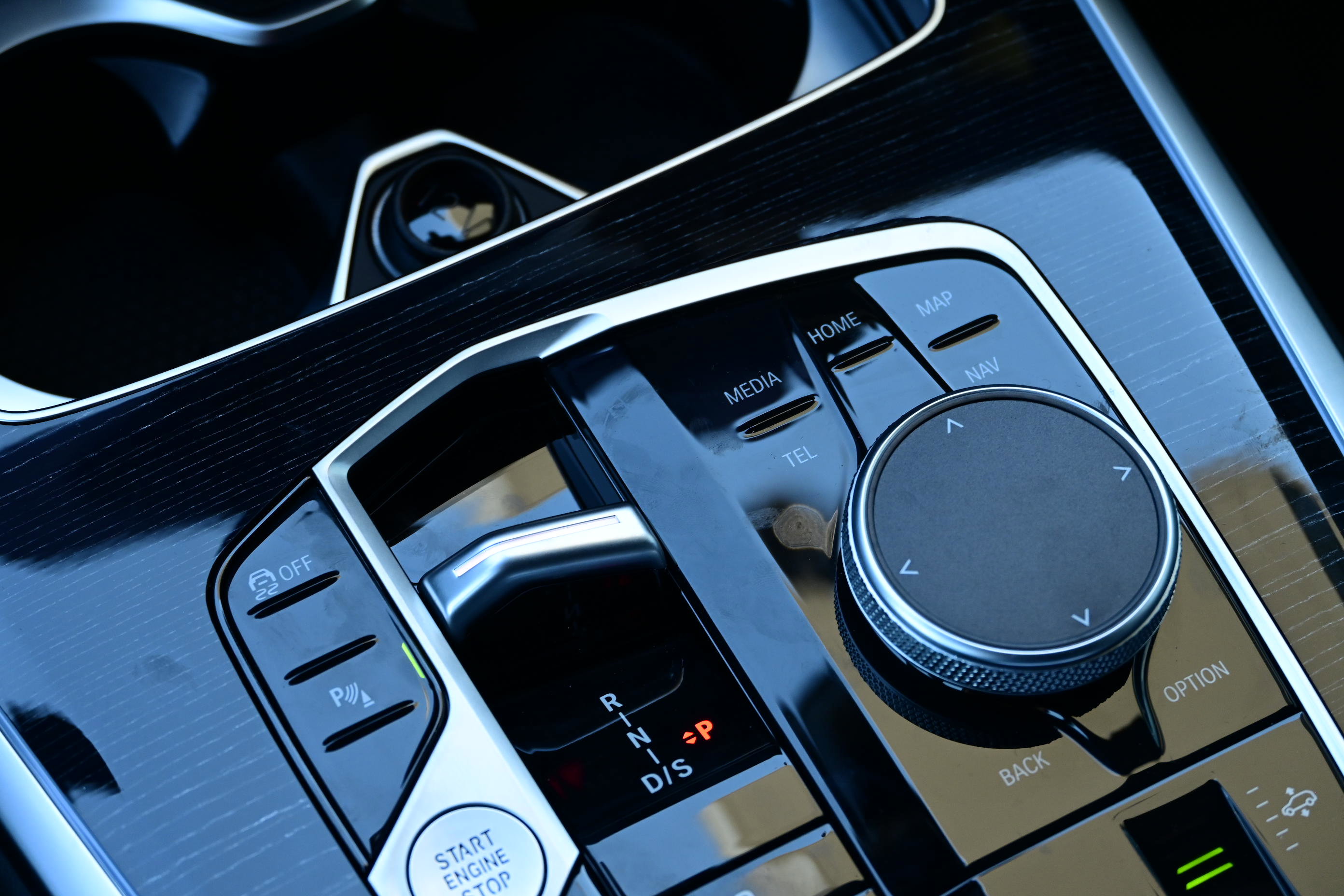 New 2026 BMW X7 xDrive40i w/ Dynamic Handling Package image 17