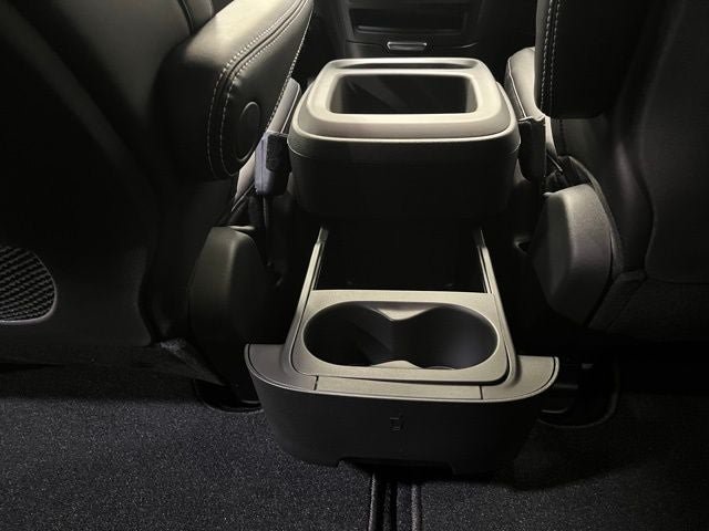 New 2026 Chrysler Pacifica Select FWD image 26