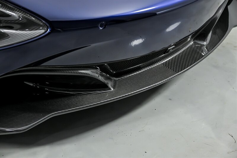 Used 2019 McLaren 720S Performance RWD image 5