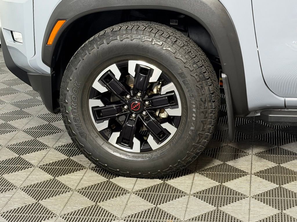 Used 2023 Nissan Frontier Pro-X w/ Technology Package image 12