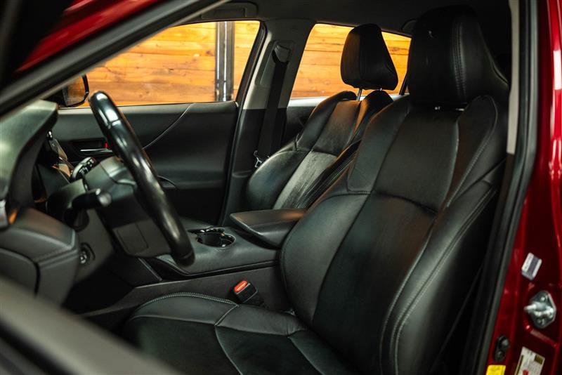 Used 2021 Toyota Venza LE w/ Carpet Mat Package (TMS) AWD/4WD image 10
