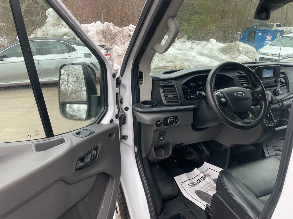Used 2022 Ford Transit 250 Medium Roof image 10