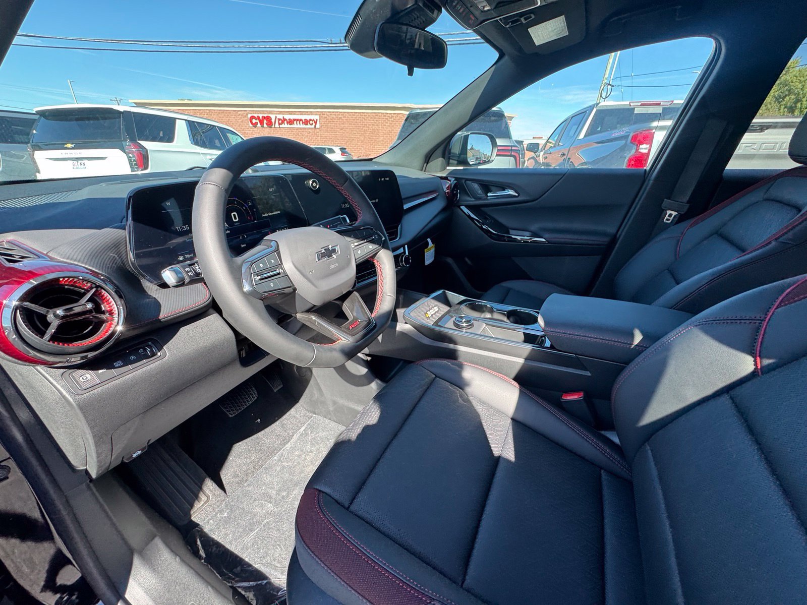 New 2027 Chevrolet Equinox RS w/ Convenience Package III AWD/4WD image 14