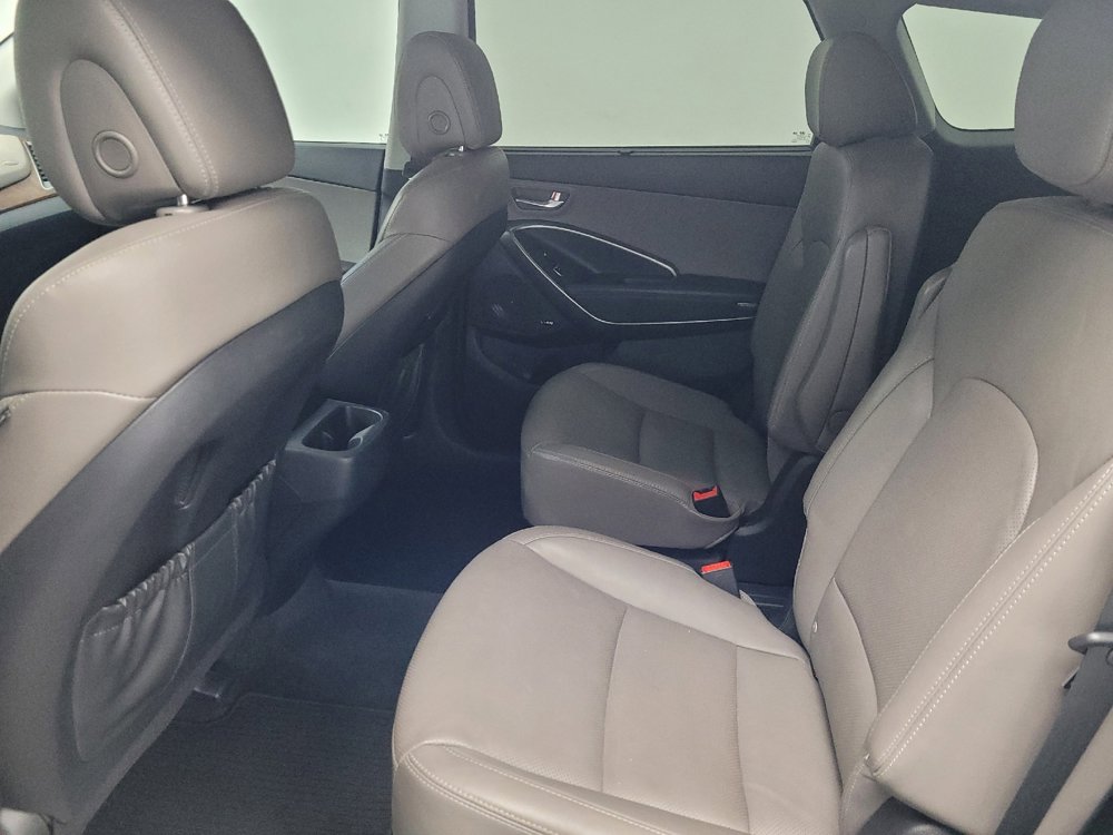 Used 2019 Hyundai Santa Fe XL image 18