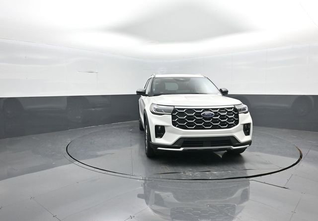 New 2026 Ford Explorer Platinum RWD image 2