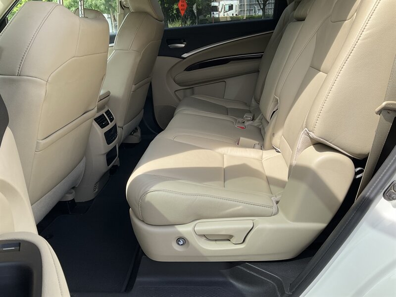 Used 2016 Acura MDX SH-AWD image 18