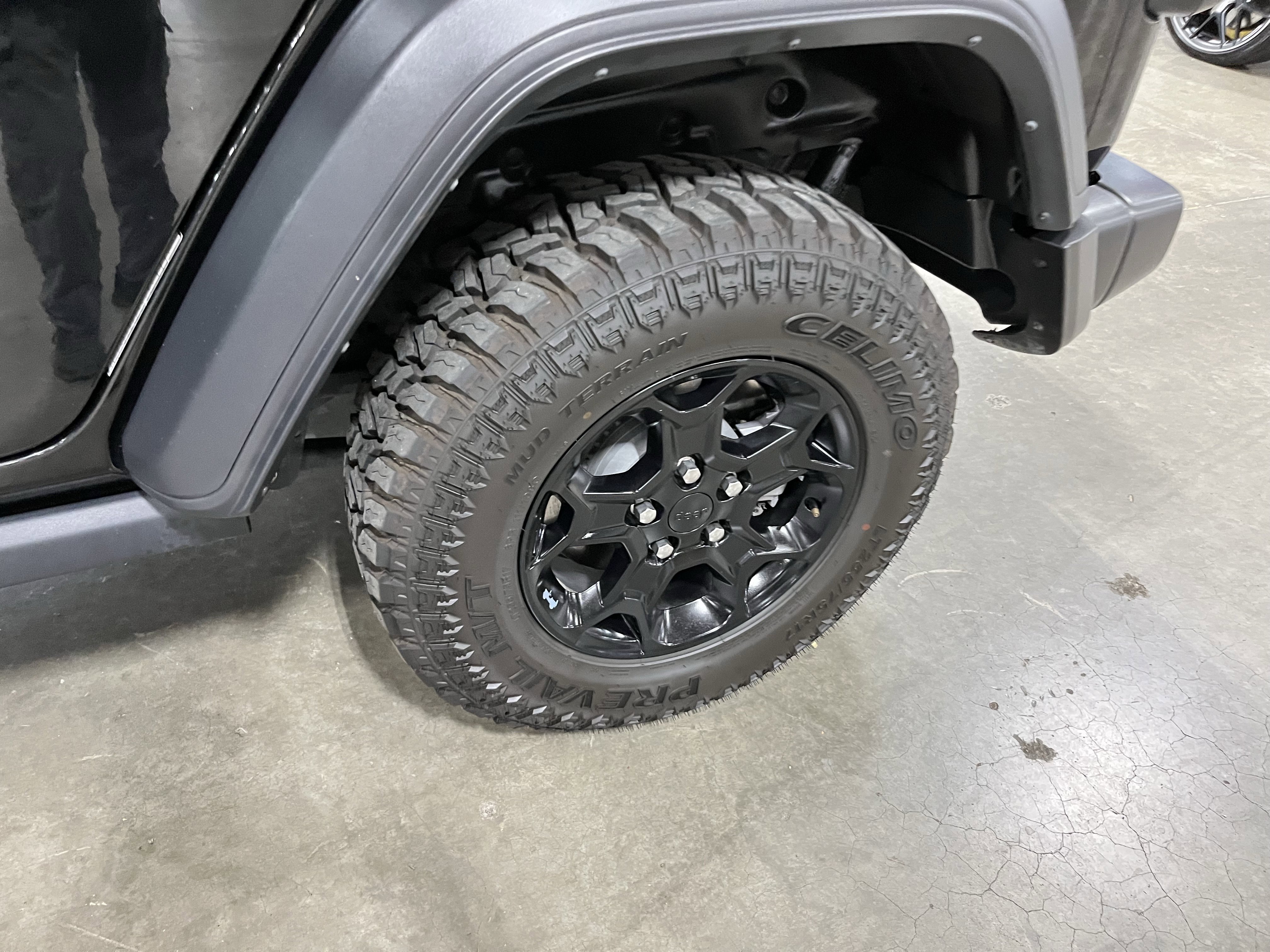 Used 2023 Jeep Wrangler Unlimited image 25