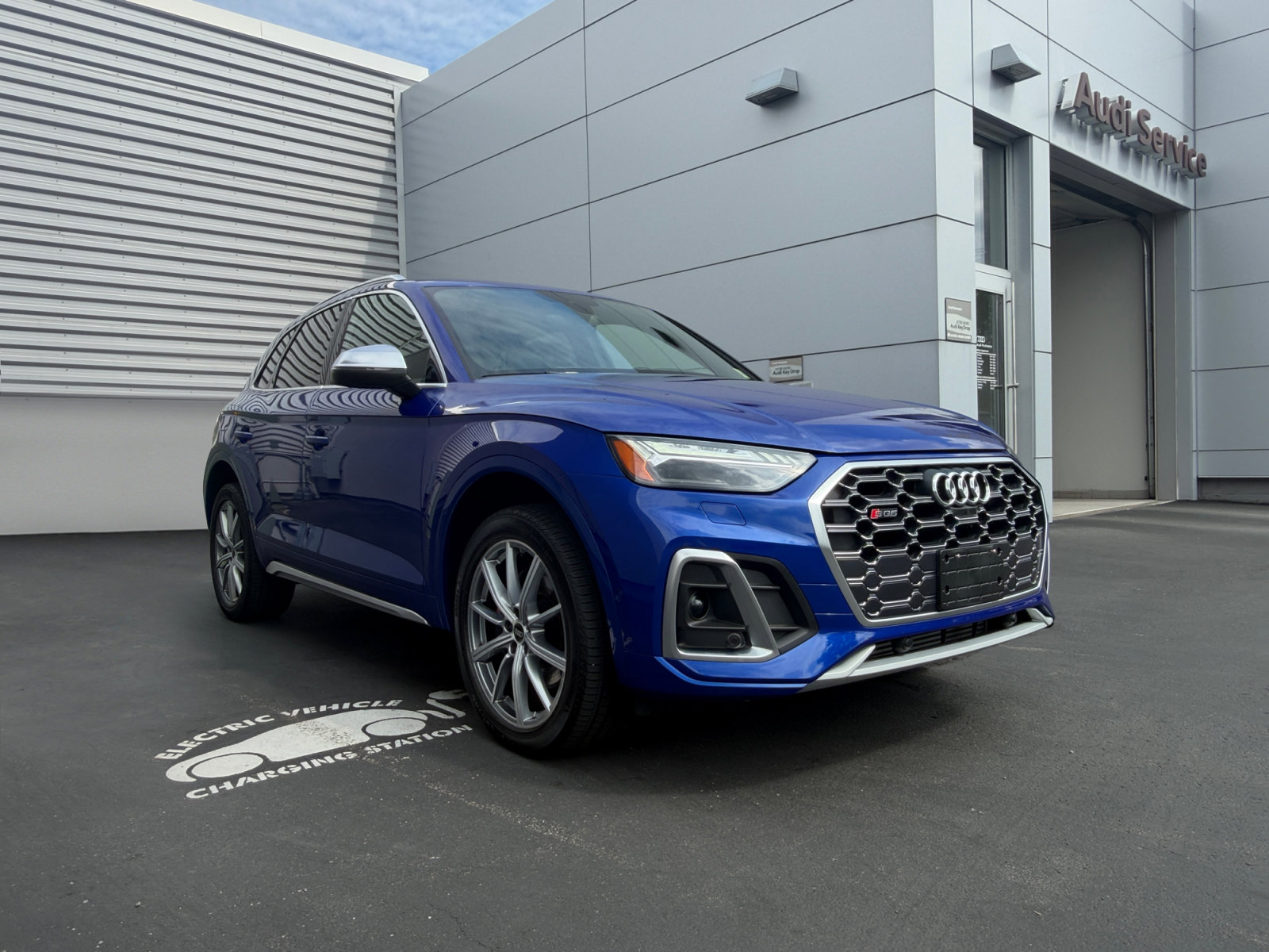 Used 2021 Audi SQ5 Prestige AWD/4WD image 7