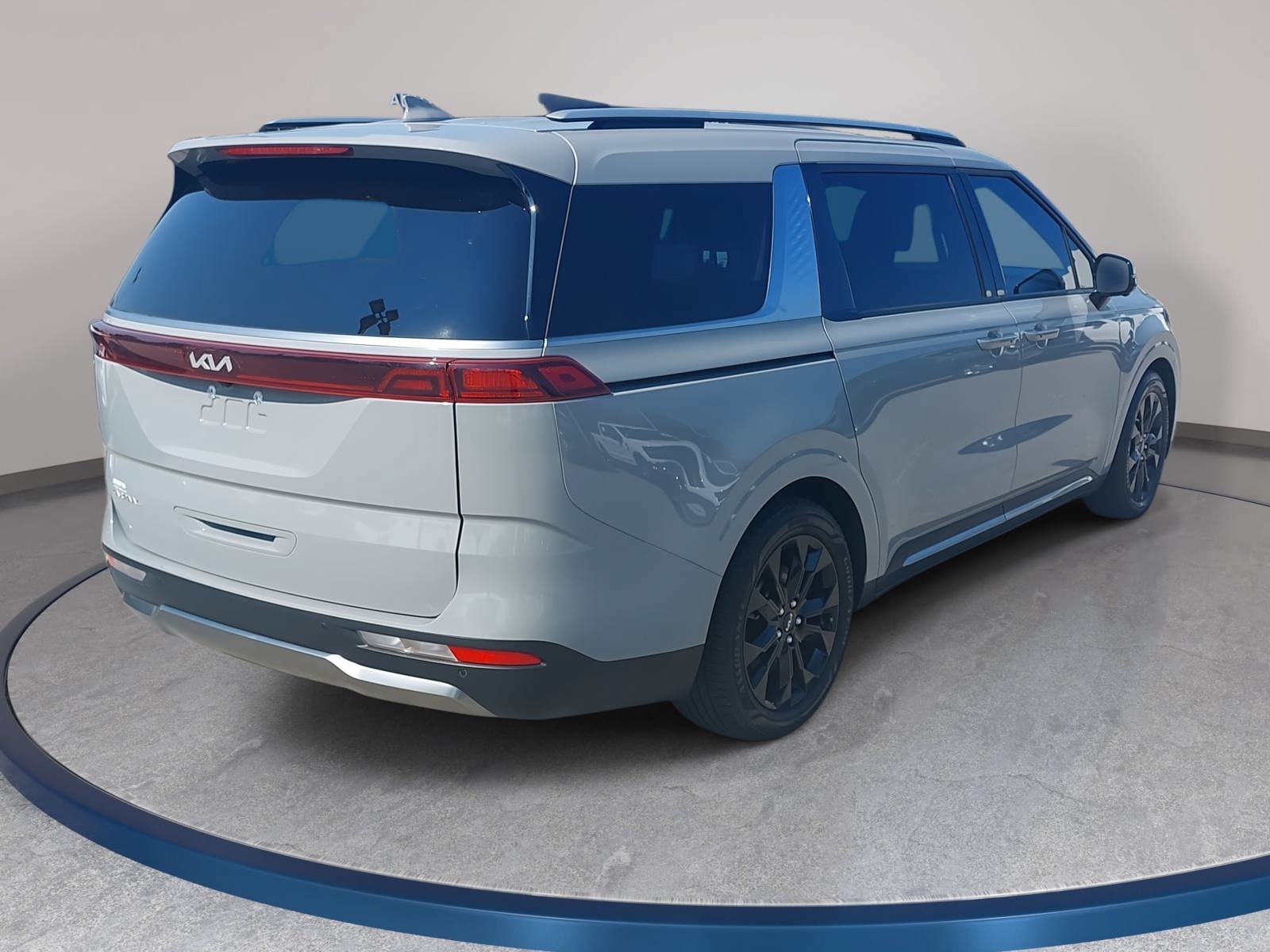 Used 2024 Kia Carnival SX FWD image 5