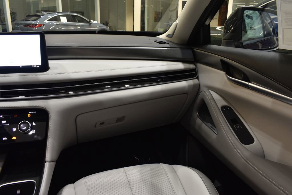 New 2026 INFINITI QX60 Luxe image 11