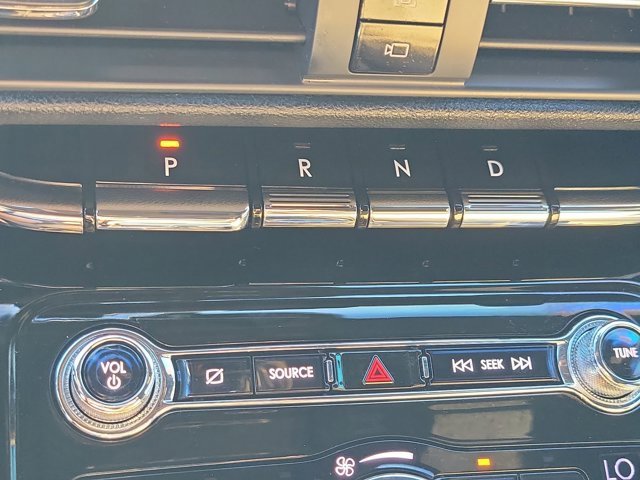 Used 2020 Lincoln Corsair Reserve w/ Equipment Group 201A image 31