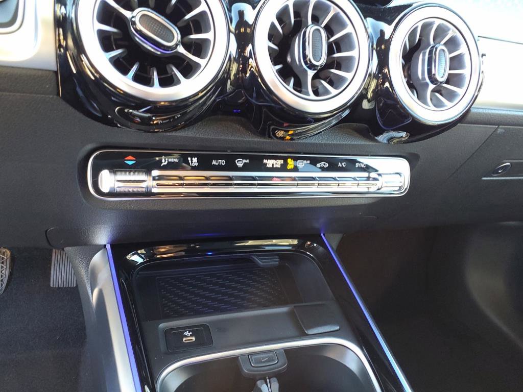 Certified 2025 Mercedes-Benz GLB 250 GLB 250 image 17