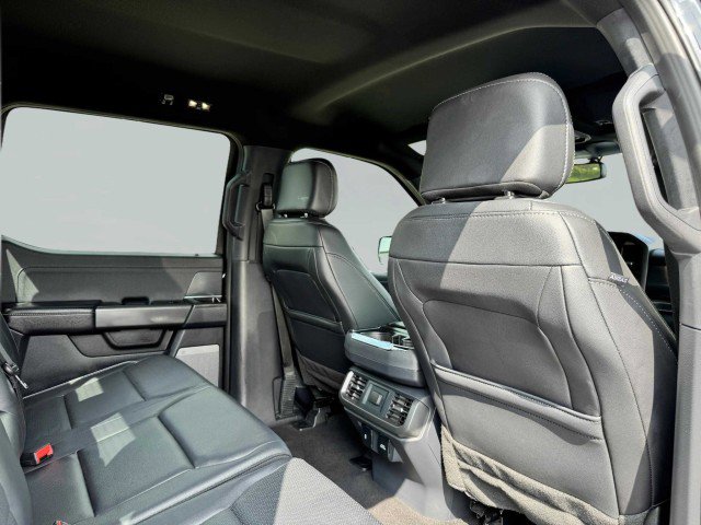 Used 2024 Ford F150 Lariat w/ FX4 Off-Road Package image 43