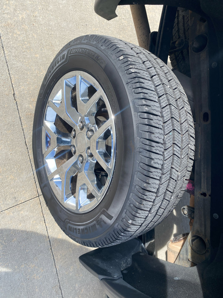 Used 2014 GMC Sierra 1500 SLT w/ SLT Preferred Package image 13