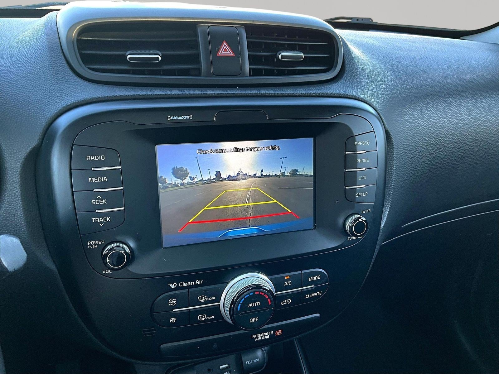 Used 2018 Kia Soul + FWD image 13