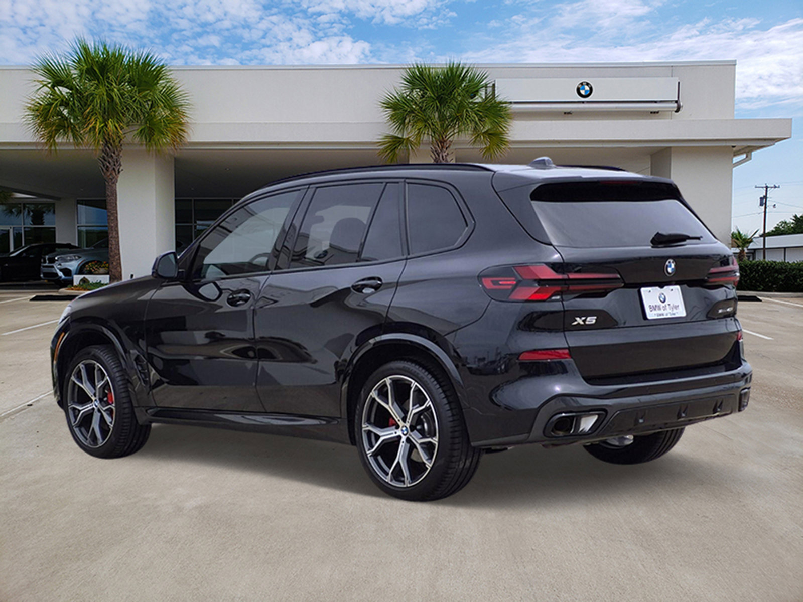 Certified 2026 BMW X5 sDrive40i w/ M Sport Package RWD image 6