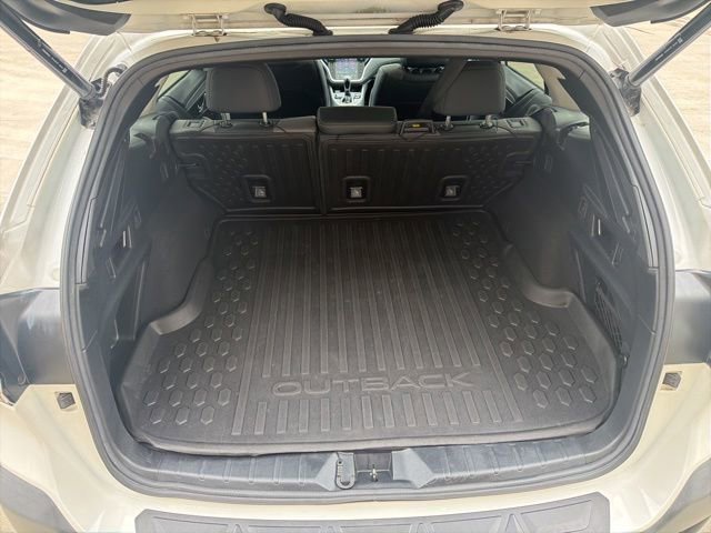 Used 2021 Subaru Outback Onyx Edition XT w/ Tech Package 3 AWD/4WD image 21