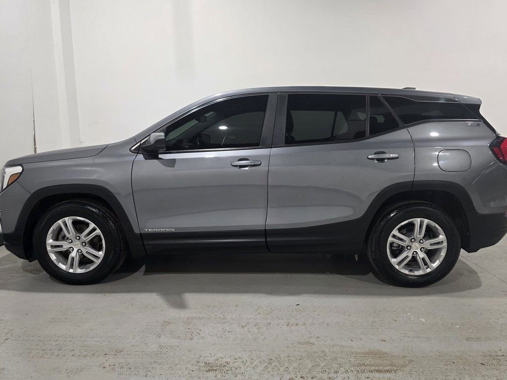 Used 2021 GMC Terrain SLE FWD image 14