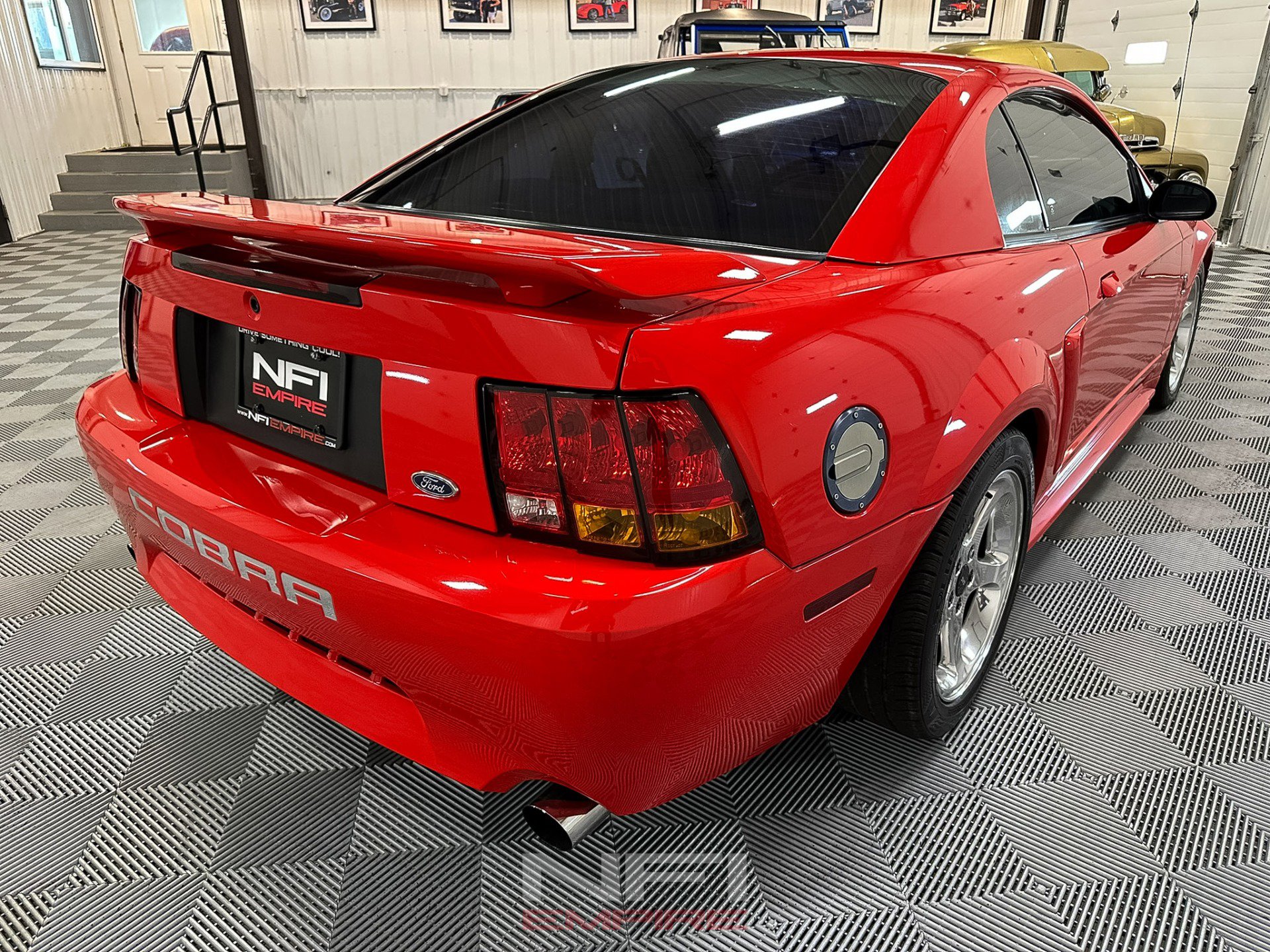 Used 2001 Ford Mustang Cobra image 8