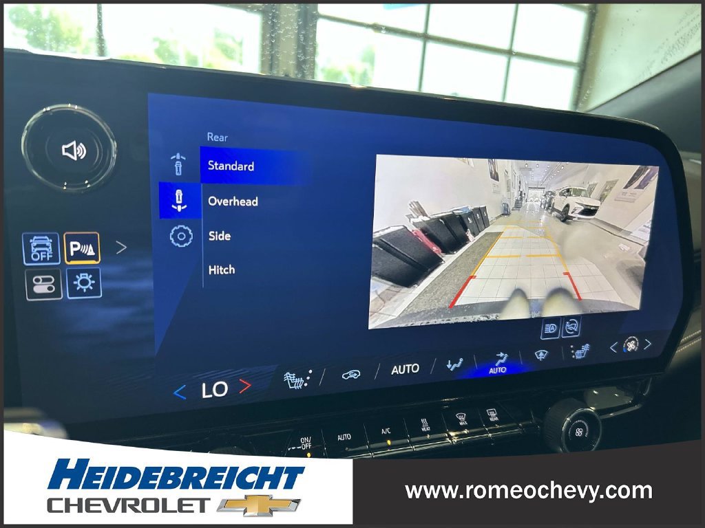 Used 2024 Chevrolet Blazer EV LT AWD/4WD image 22